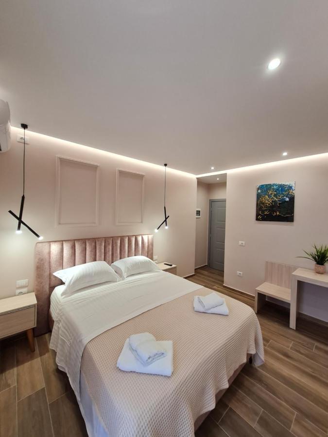 Himara 28 Hotel Exterior photo