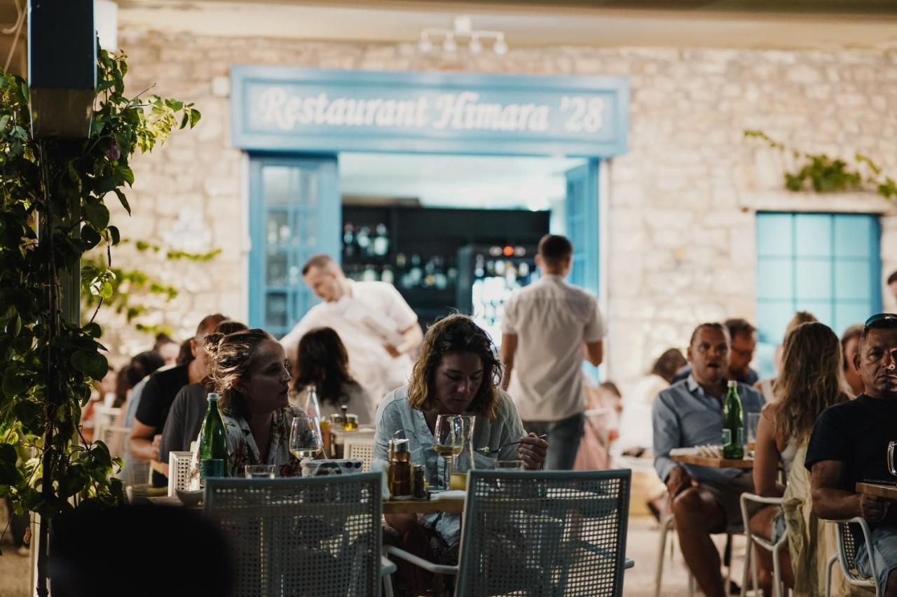 Himara 28 Hotel Exterior photo